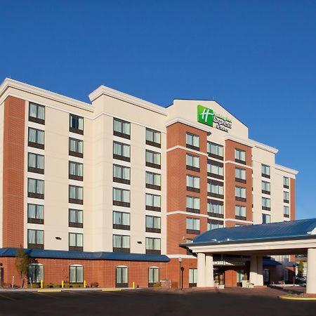 Holiday Inn Express Hotel & Suites Ohio State University- Osu Medical Center By Ihg Columbus Exterior photo