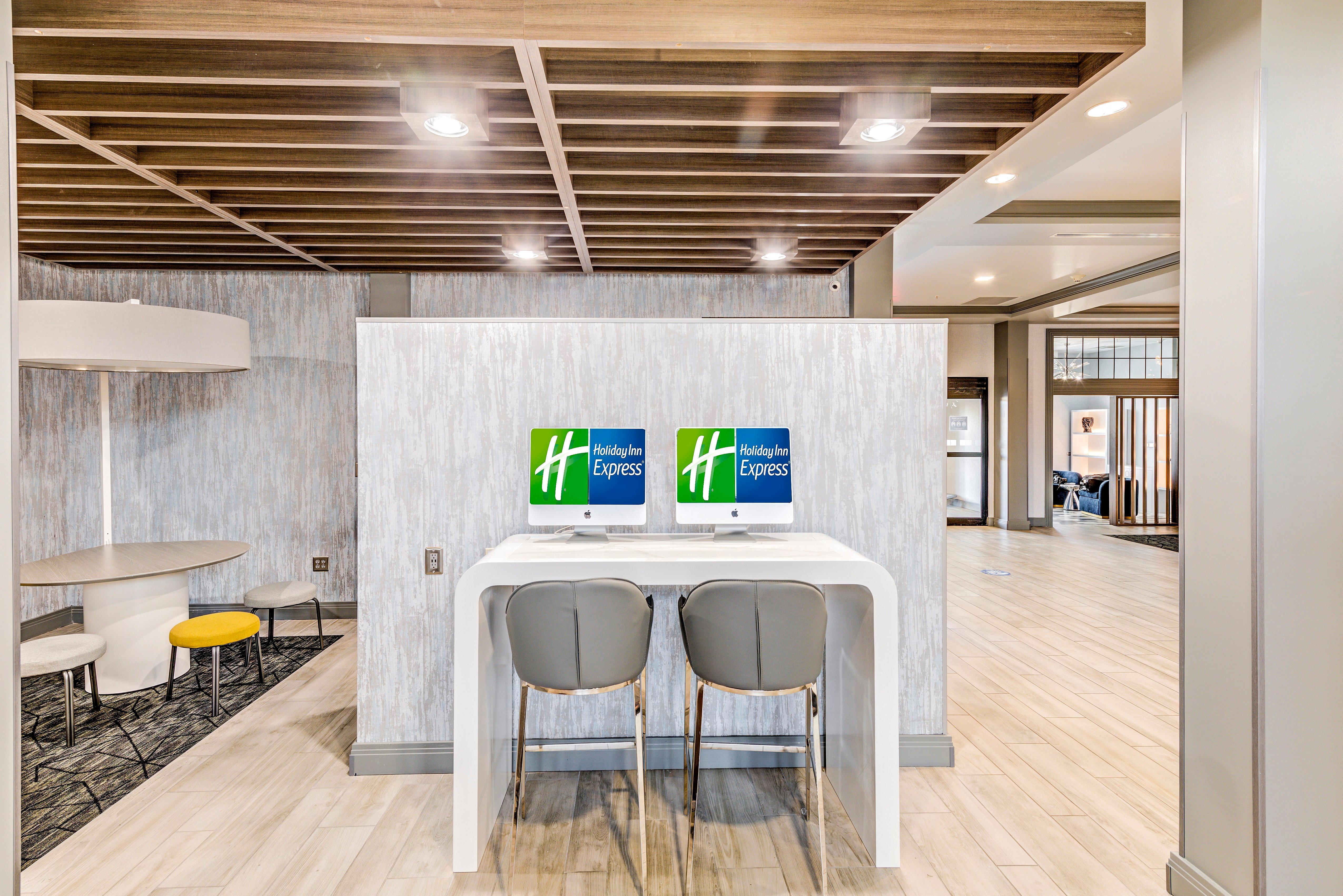 Holiday Inn Express Hotel & Suites Ohio State University- Osu Medical Center By Ihg Columbus Exterior photo