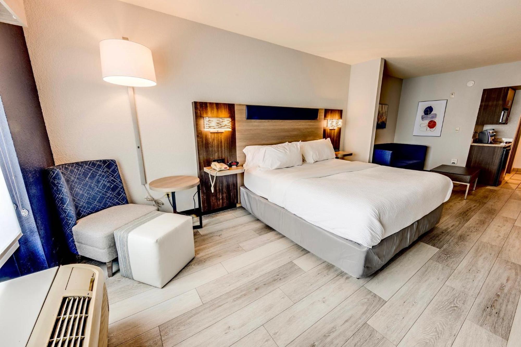Holiday Inn Express Hotel & Suites Ohio State University- Osu Medical Center By Ihg Columbus Exterior photo